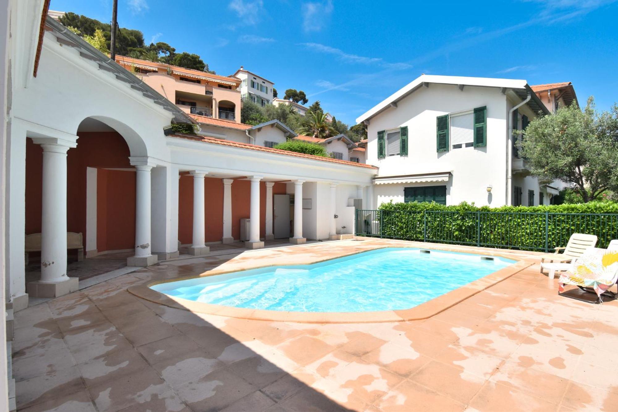 Le Cap Soleil -Standing - Piscine Collective Et Parking Prive Leilighet Roquebrune-Cap-Martin Eksteriør bilde